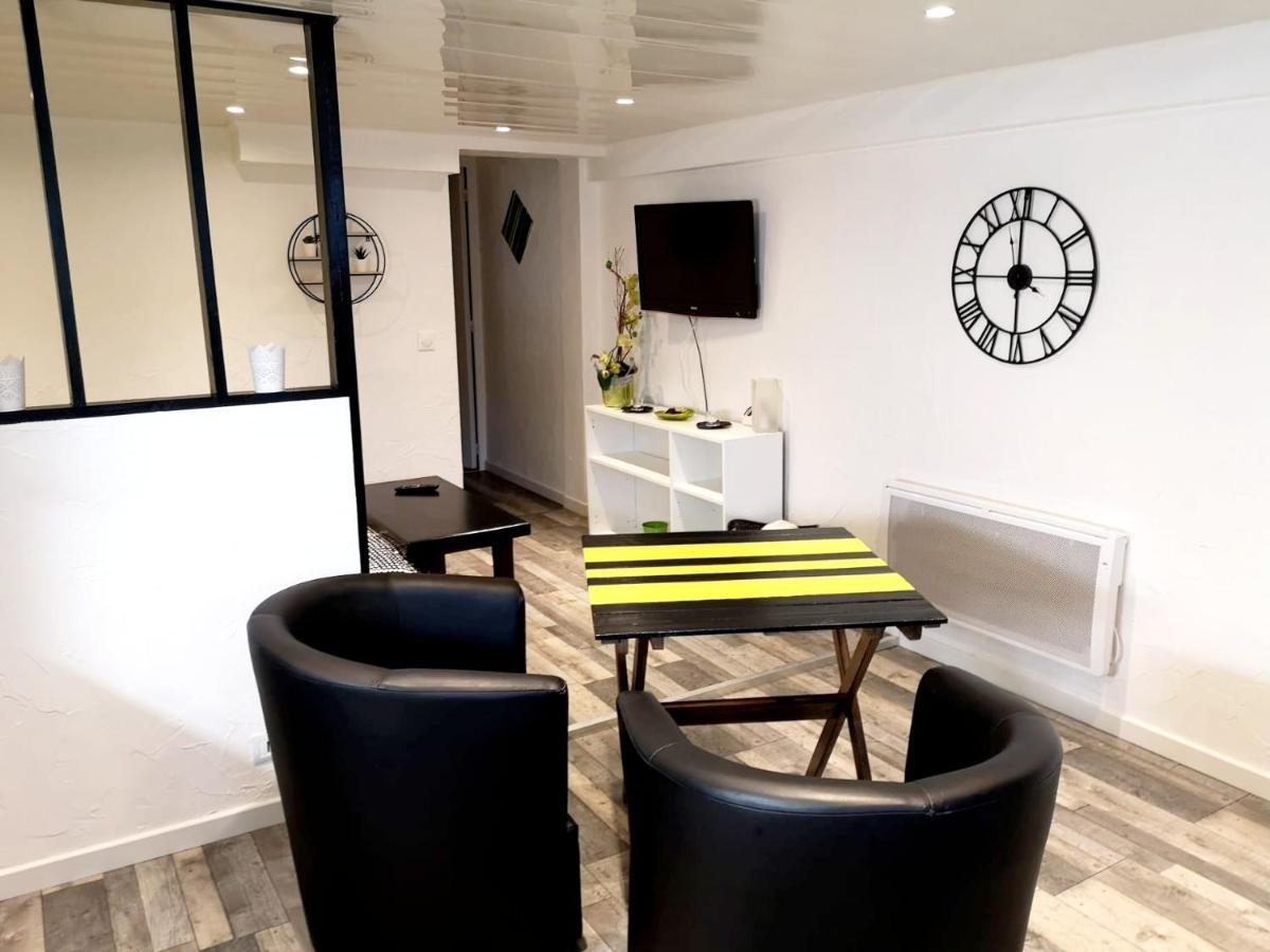 Apartamento Domaine Des Deux A Margny-sur-Matz Exterior foto